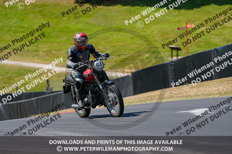 cadwell park;cadwell park photographs;cadwell trackday photographs;enduro digital images;event digital images;eventdigitalimages;peter wileman photography;racing digital images;trackday digital images;trackday photos